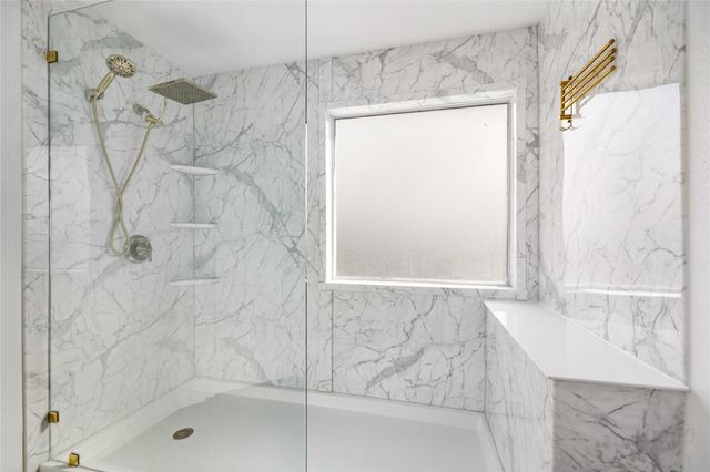 2042 Mickle Creek Drive, Houston, TX 77049