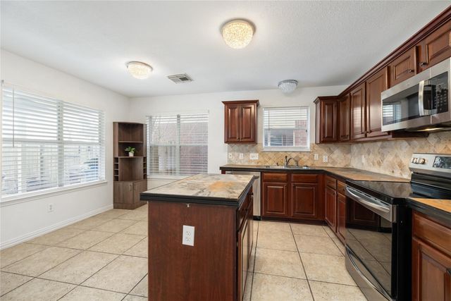 2042 Mickle Creek Drive, Houston, TX 77049