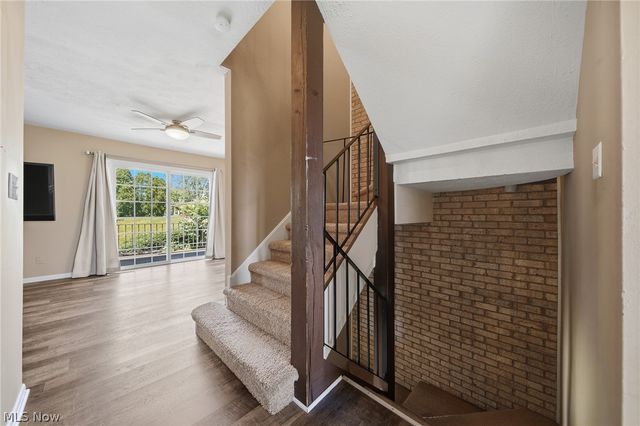 824 S Chillicothe Road 2, Aurora, OH 44202