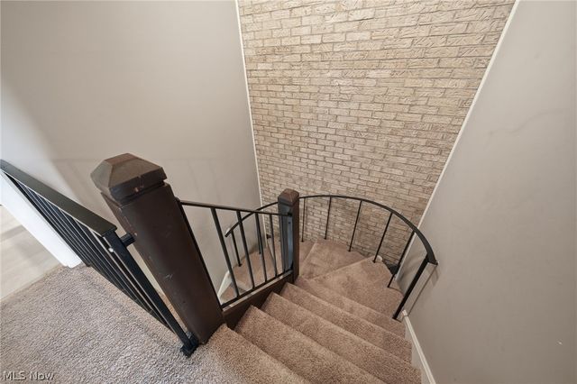 824 S Chillicothe Road 2, Aurora, OH 44202