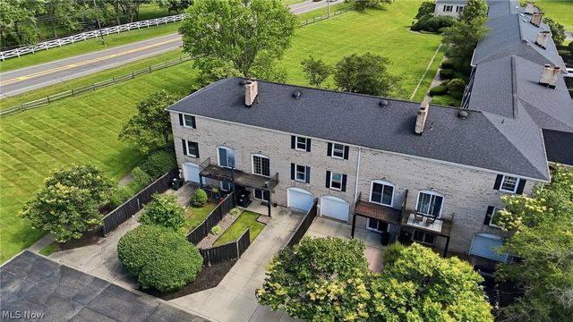 824 S Chillicothe Road 2, Aurora, OH 44202