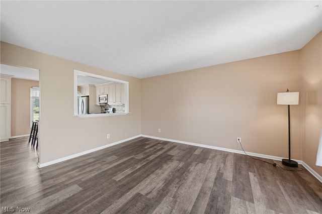 824 S Chillicothe Road 2, Aurora, OH 44202