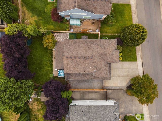 7324 225th Avenue Ct E, Buckley, WA 98321