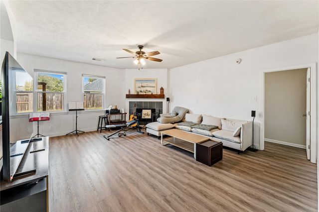 19106 Spring Meadows Lane, Richmond, TX 77407