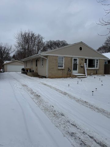 2111 23rd Street, Rockford, IL 61108