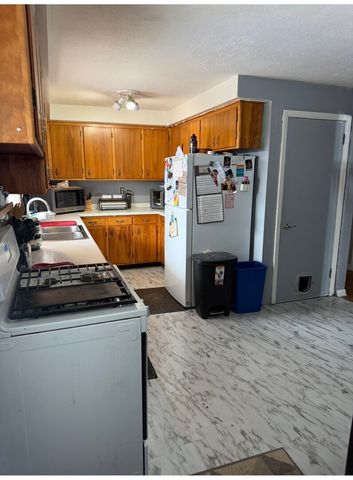 2111 23rd Street, Rockford, IL 61108