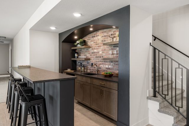 1410 NW Alderleaf Drive, Waukee, IA 50263