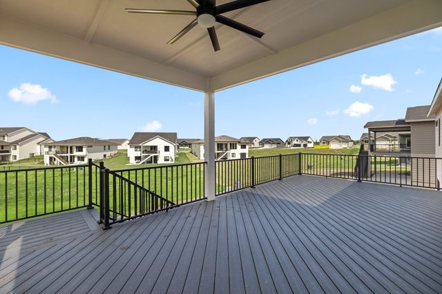 1410 NW Alderleaf Drive, Waukee, IA 50263