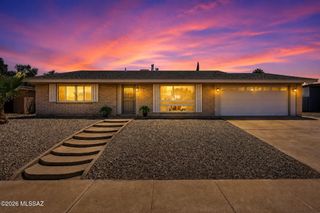 9340 E Helen Street, Tucson, AZ 85715