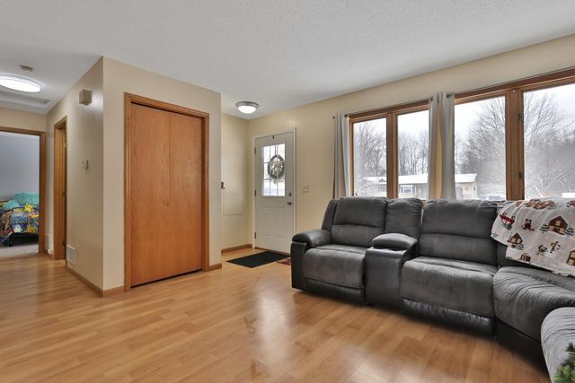 30125 Ridgewood Avenue, Shafer, MN 55074