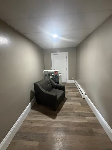 531 Ash St 1, Brockton, MA 02301