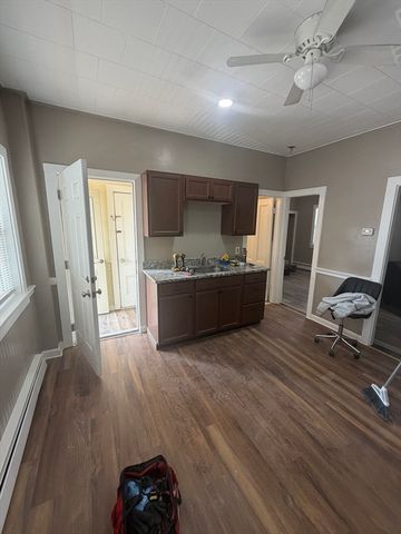 531 Ash St 1, Brockton, MA 02301