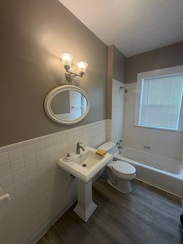 531 Ash St 1, Brockton, MA 02301