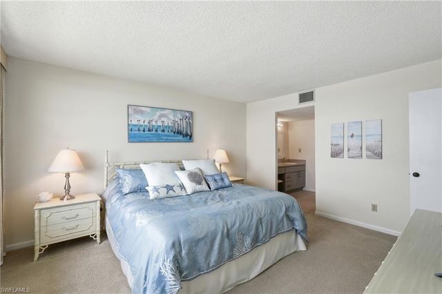 4223 Bay Beach LN 4F, Fort Myers Beach, FL 33931