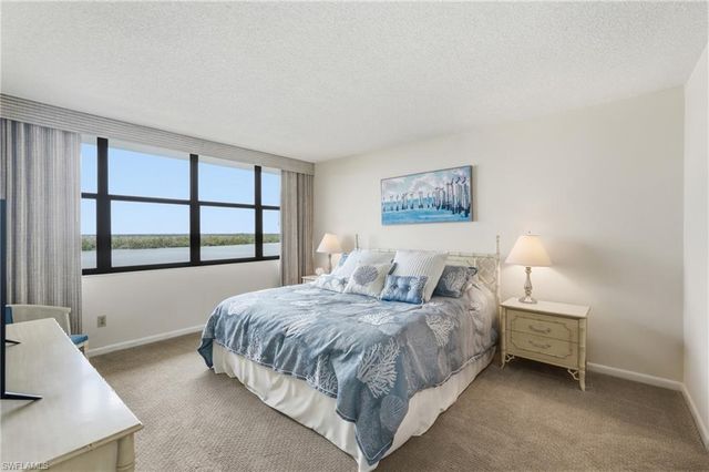 4223 Bay Beach LN 4F, Fort Myers Beach, FL 33931