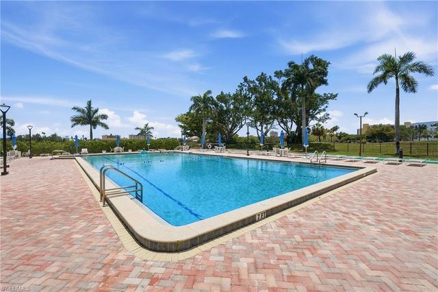 4223 Bay Beach LN 4F, Fort Myers Beach, FL 33931