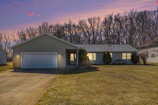 437 Kenaston Drive, Kinderhook Twp, MI 49036