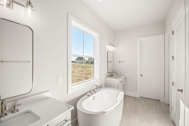 1956 Harmony Rd, Spring Hill, TN 37174