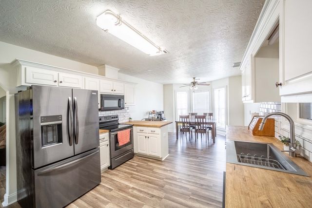 28 Whippoorwill Lane, Fort Mitchell, AL 36856