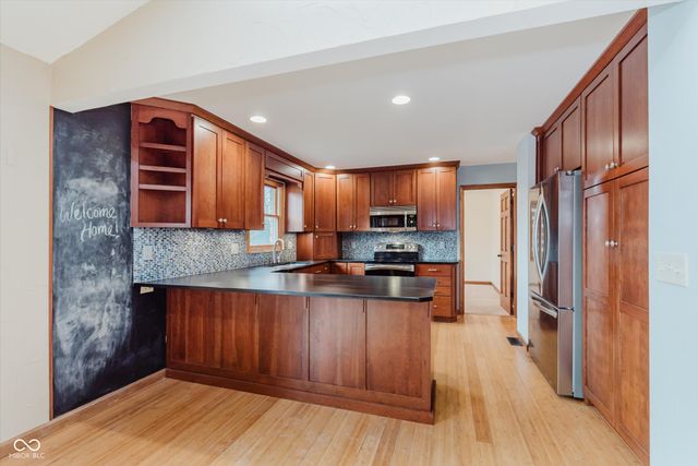 3711 Tara Court, Carmel, IN 46074