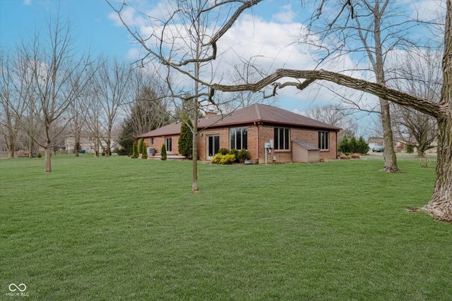 3711 Tara Court, Carmel, IN 46074