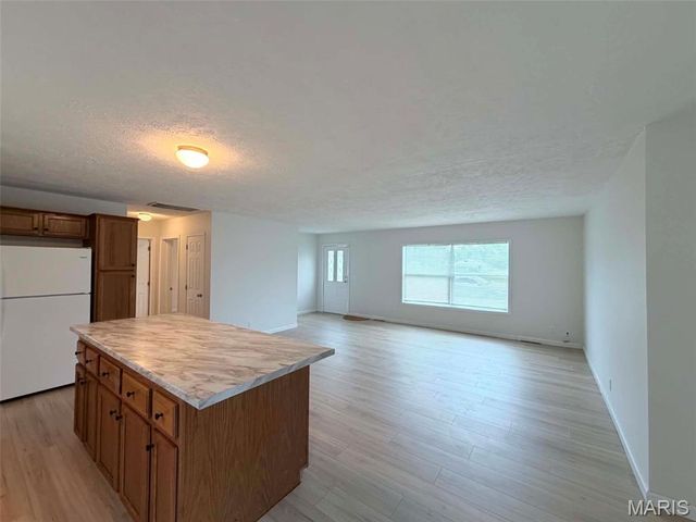 222 Judith Lane, Cahokia, IL 62206