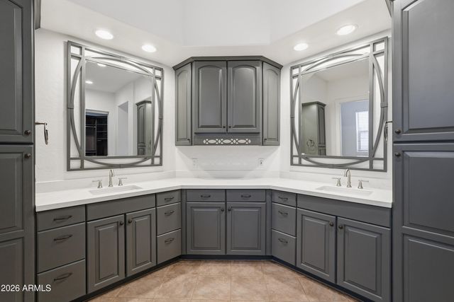 2004 E CANYON Place, Chandler, AZ 85249