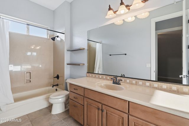 2004 E CANYON Place, Chandler, AZ 85249