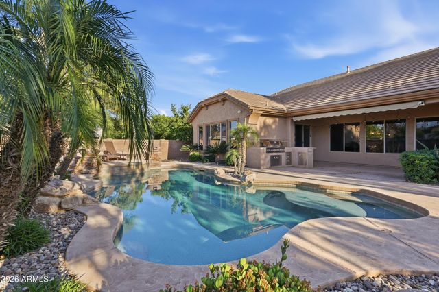 2004 E CANYON Place, Chandler, AZ 85249