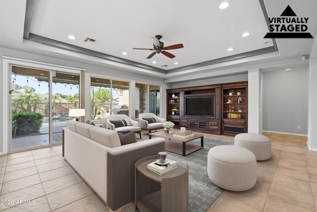 2004 E CANYON Place, Chandler, AZ 85249