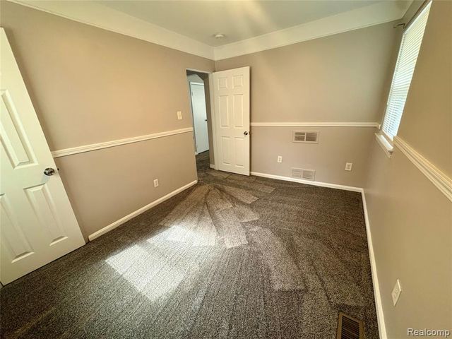 7574 Timken Avenue, Warren, MI 48091