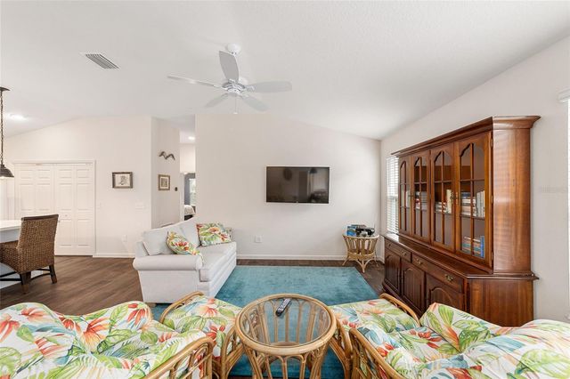 972 GREG TERRACE, The Villages, FL 32163