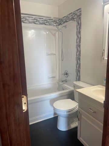 428 North Olive Street, Marshfield, MO 65706