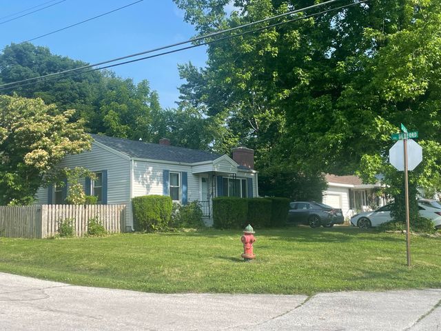 428 North Olive Street, Marshfield, MO 65706