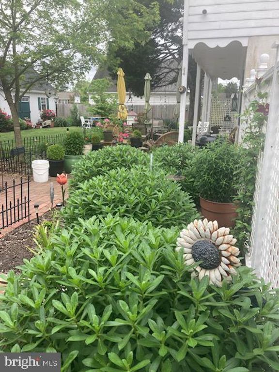 Image 27 of property listing at 12 E COCHRAN ST, Middletown, DE 19709