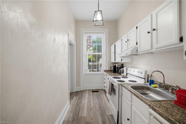367 Middle ST, Portsmouth, VA 23704
