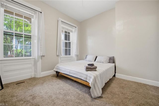367 Middle ST, Portsmouth, VA 23704