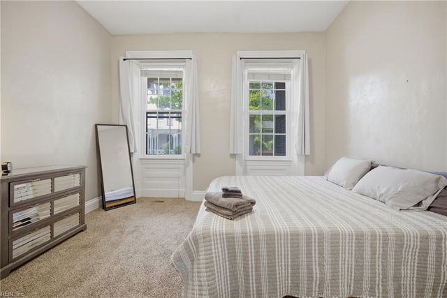 367 Middle ST, Portsmouth, VA 23704