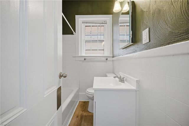 367 Middle ST, Portsmouth, VA 23704