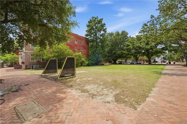 367 Middle ST, Portsmouth, VA 23704