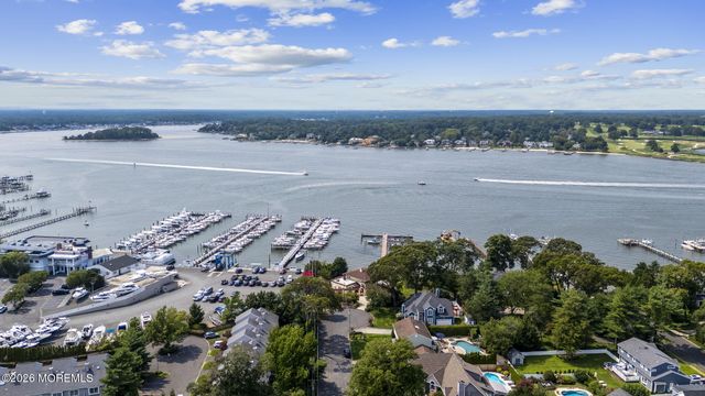 909 River Oaks Lane, Point Pleasant, NJ 08742