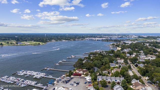 909 River Oaks Lane, Point Pleasant, NJ 08742