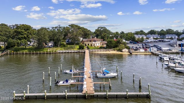 909 River Oaks Lane, Point Pleasant, NJ 08742