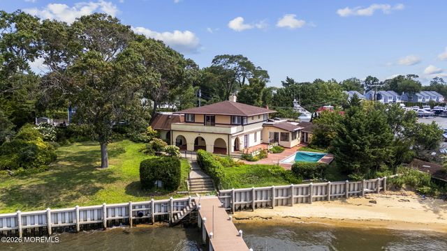 909 River Oaks Lane, Point Pleasant, NJ 08742