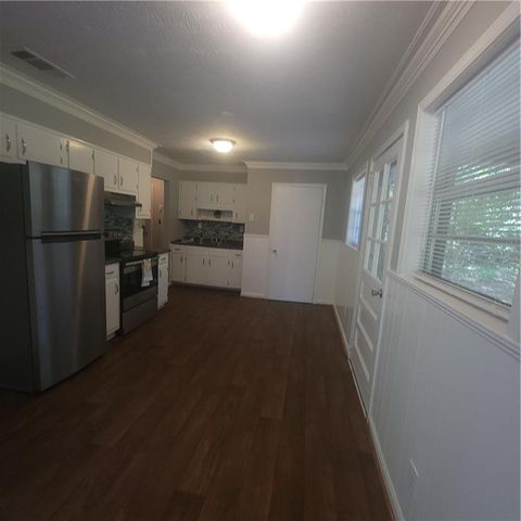 118 Meadows Court, Hiram, GA 30141