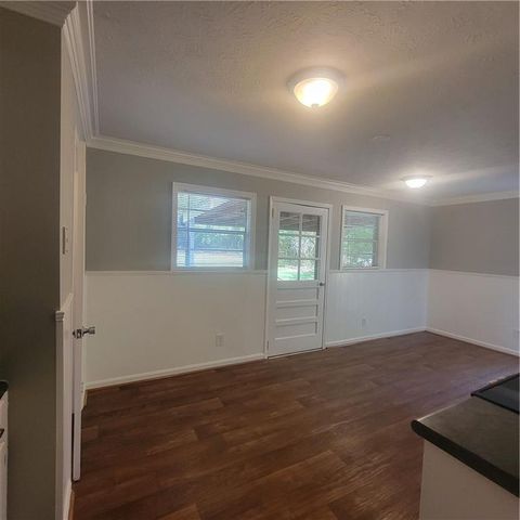118 Meadows Court, Hiram, GA 30141