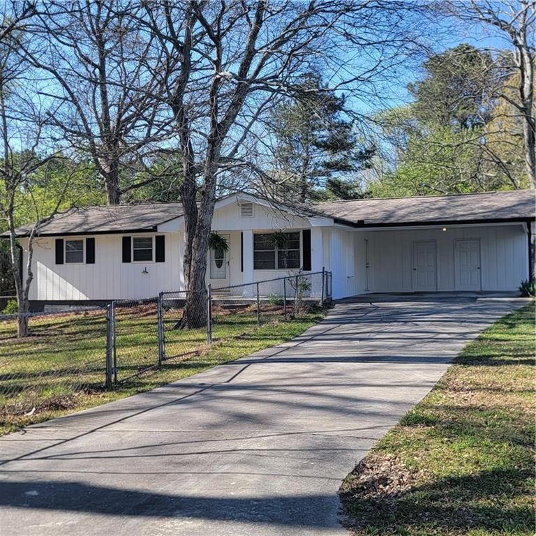 118 Meadows Court, Hiram, GA 30141