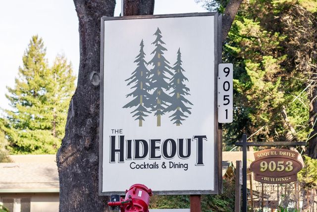 111 Aptos Village Way 4, Aptos, CA 95003