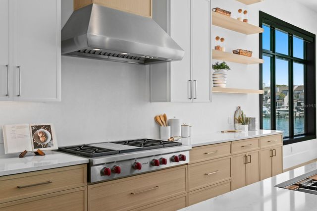 500 BARCELONA DRIVE, St Petersburg, FL 33715