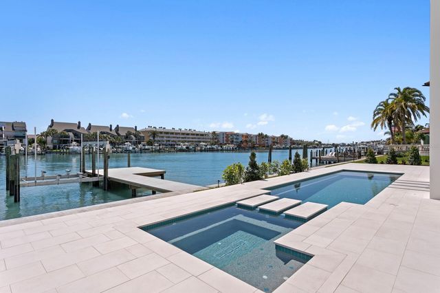 500 BARCELONA DRIVE, St Petersburg, FL 33715